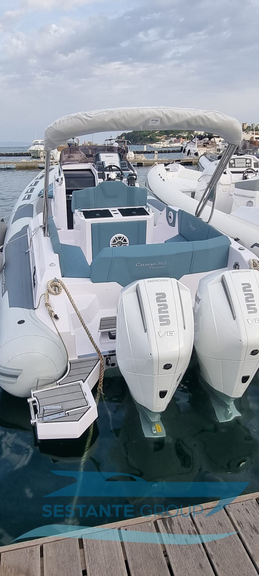 Ranieri International Cayman 28 Executive - Interior View Ranieri International Cayman 28 Executive - Interior View