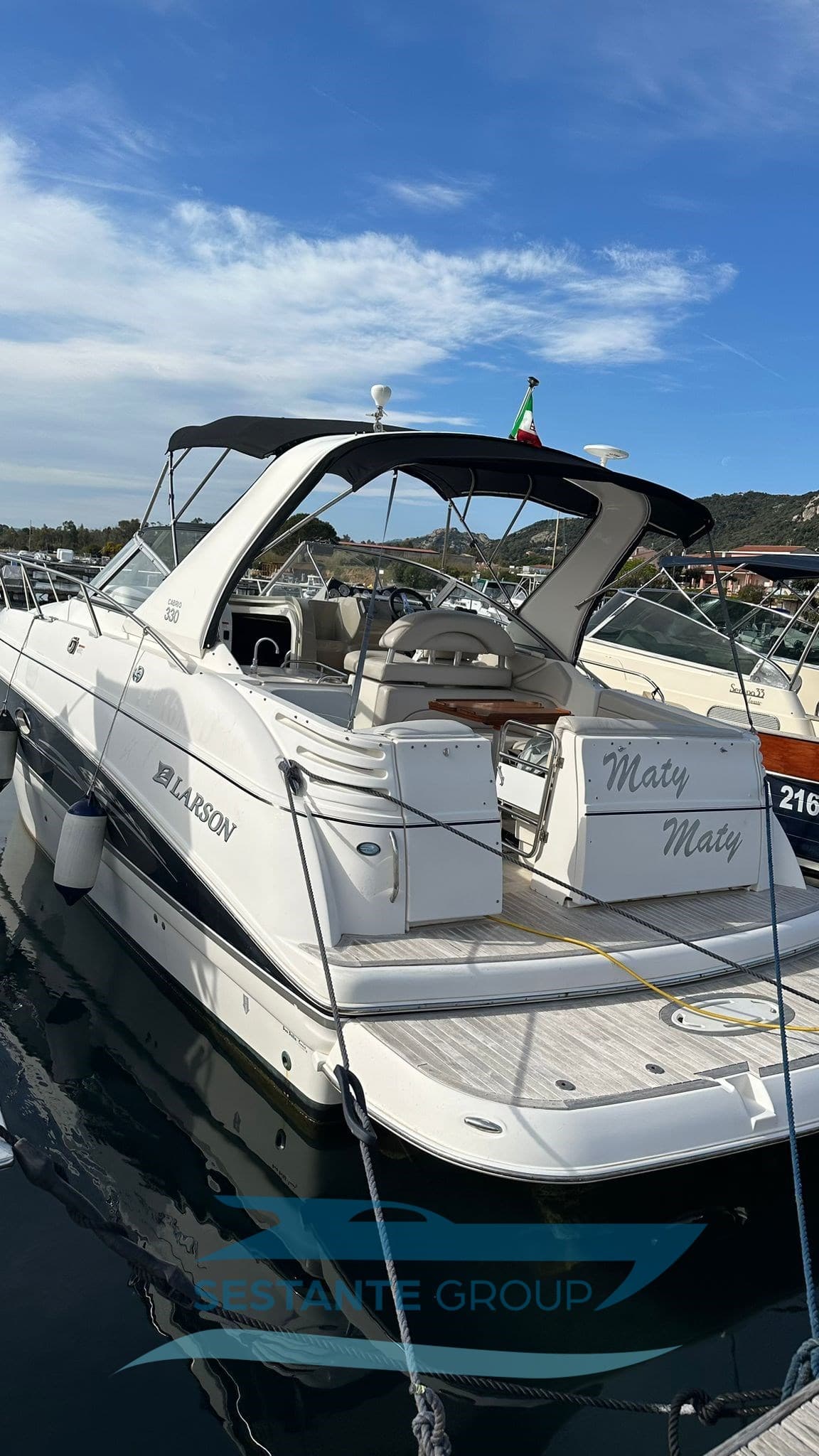 Larson Boats Cabrio 330 d'occasion - image hero 7