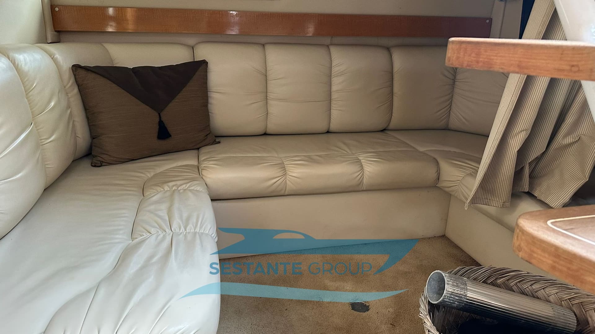 Larson Boats Cabrio 330 gebraucht - Hauptbild 18