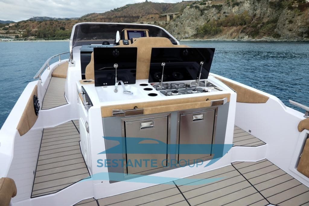 Ranieri International Next 330 Lx used - detail 3