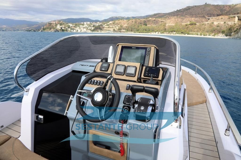 Ranieri International Next 330 Lx used - detail 4