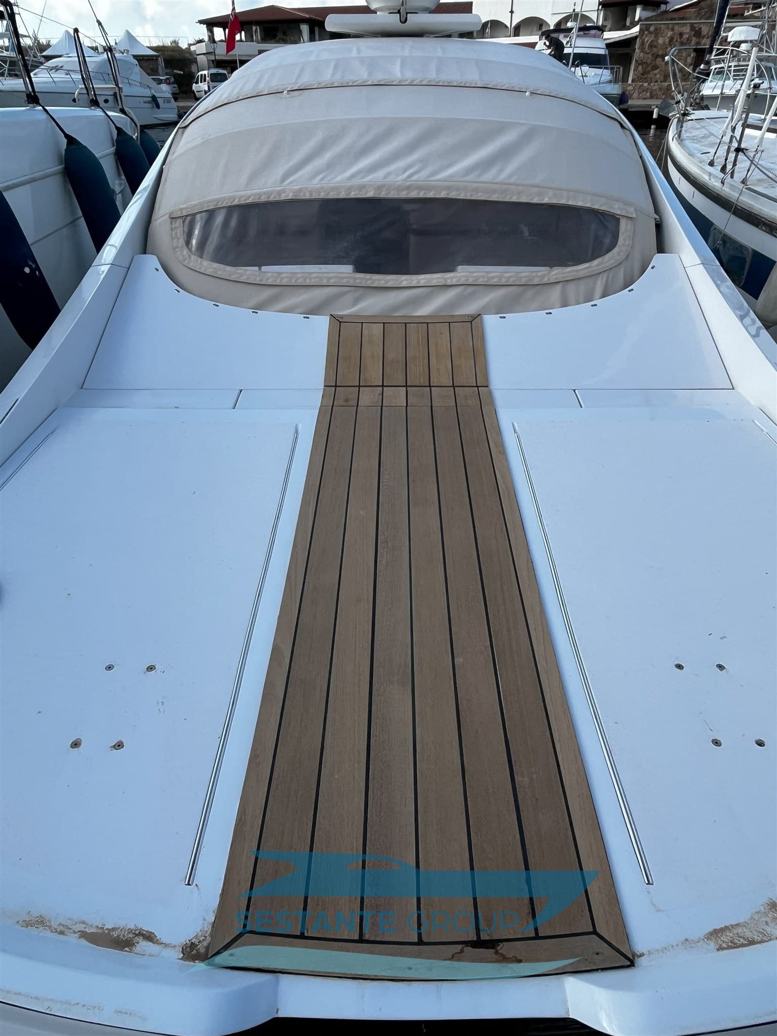 SACS Strider 13 Coupe' - Interior View SACS Strider 13 Coupe' - Interior View