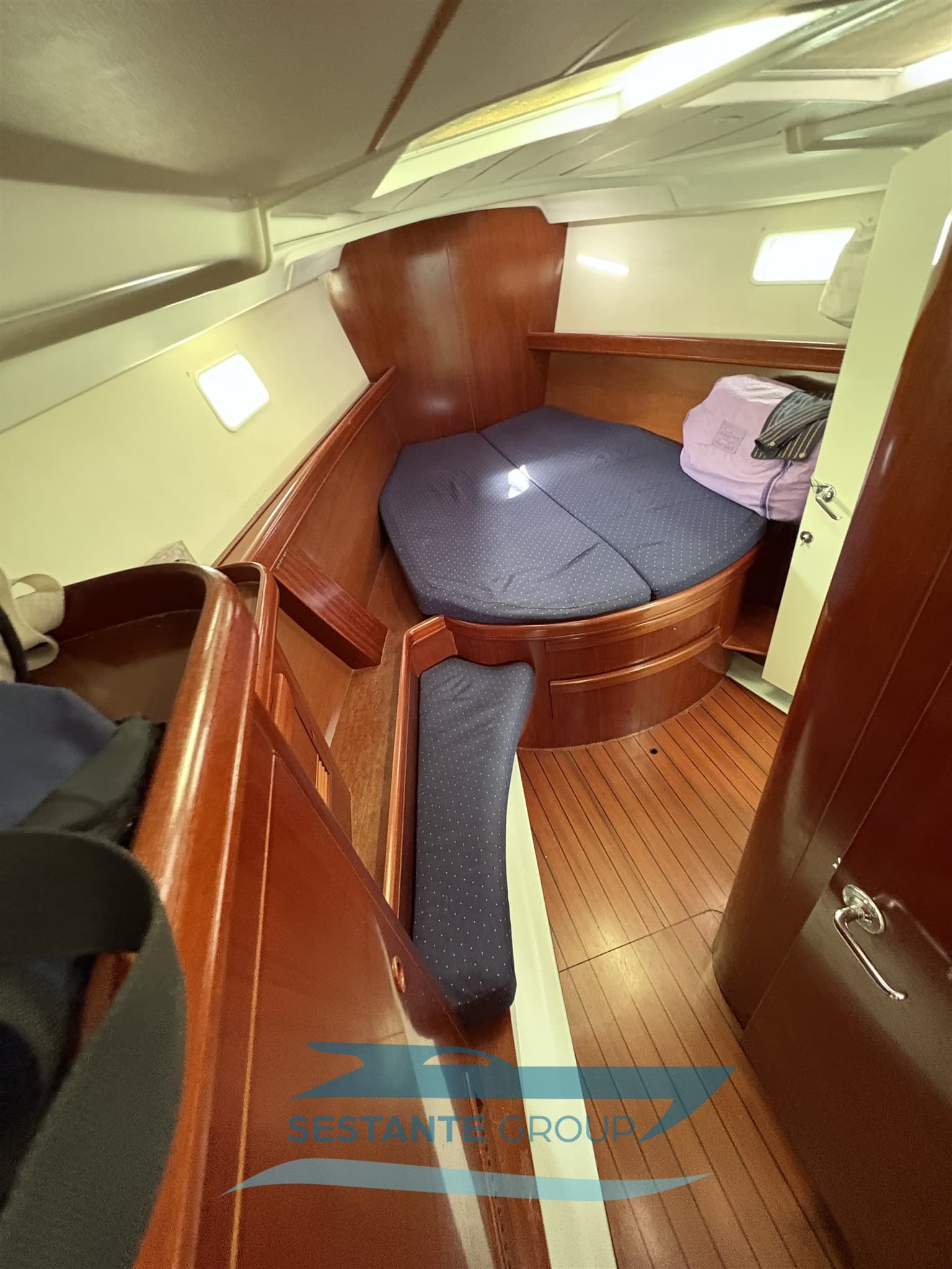 Beneteau Oceanis 473 used - hero image 15