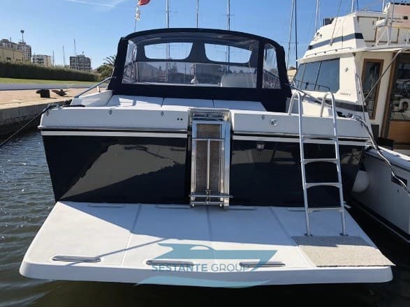 Itama Itama 45 - Deck View Itama Itama 45 - Deck View