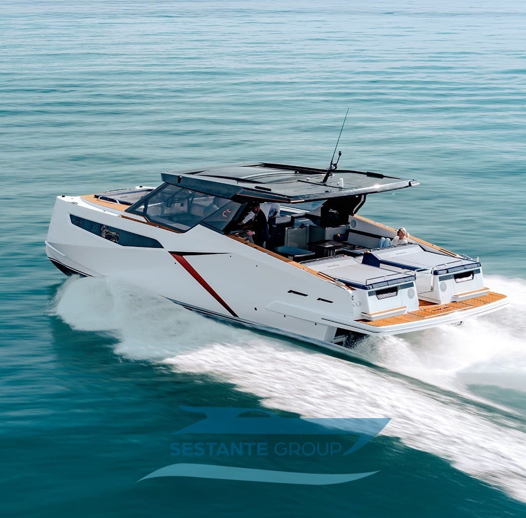 Dracan Marine Dracan 42 - Detail View 1 Dracan Marine Dracan 42 - Detail View 1