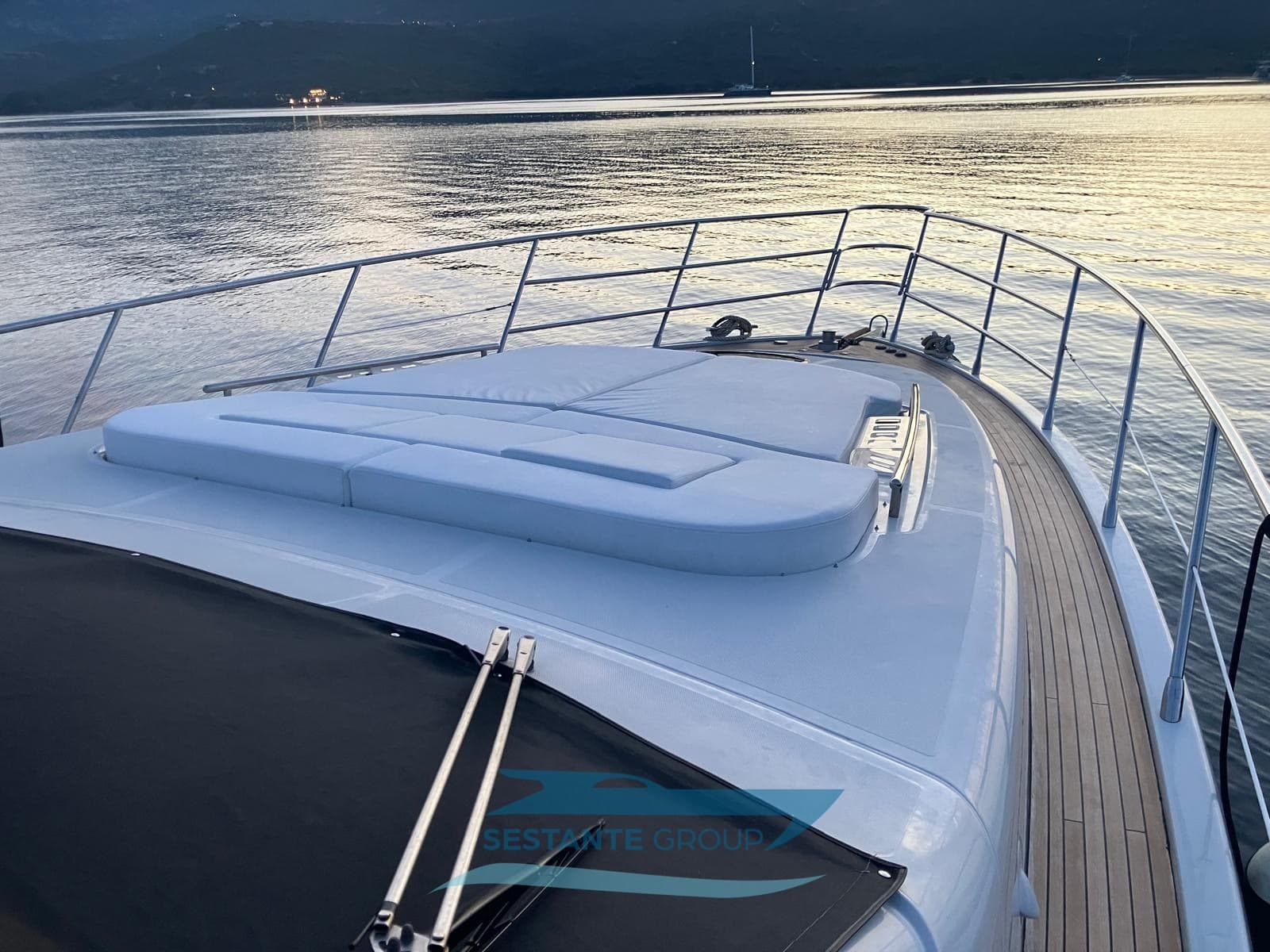 Azimut 62S gebraucht - Hauptbild 10