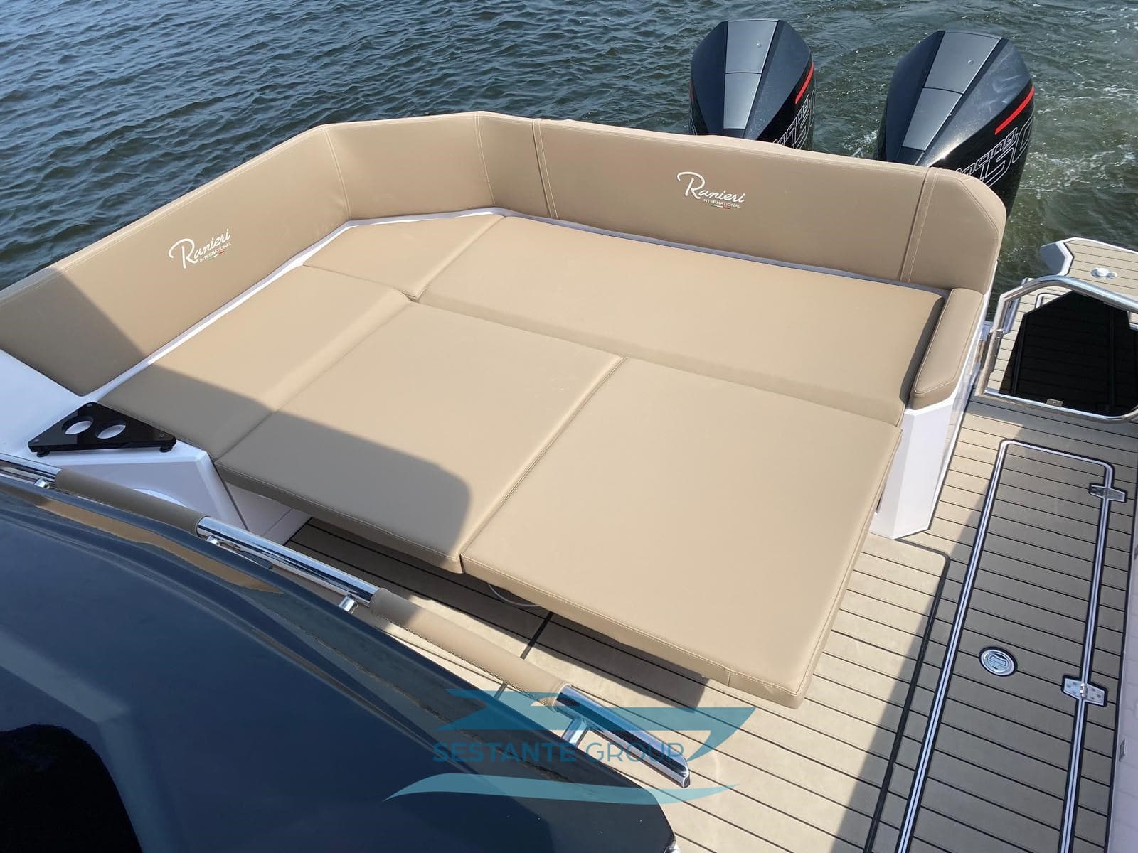 Ranieri International Next 370 Sh usato - dettaglio 3