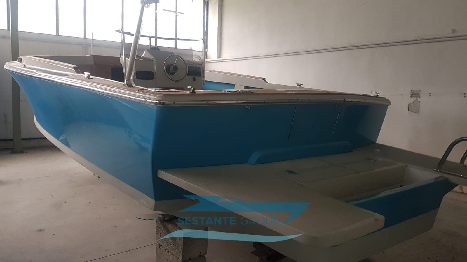 Bertram Yacht 25' Open - Detail View 1 Bertram Yacht 25' Open - Detail View 1