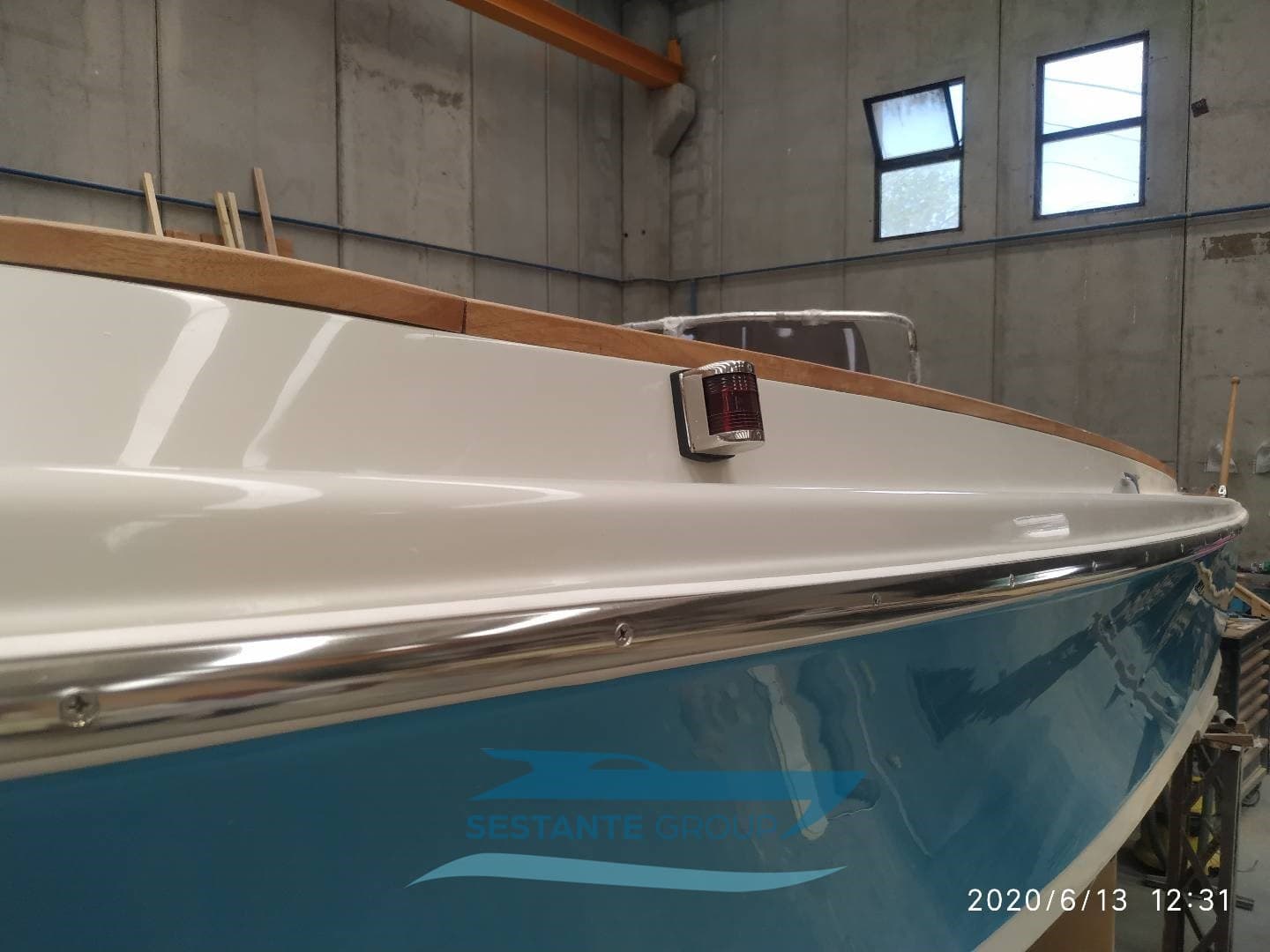 Bertram Yacht 25' Open - Deck View Bertram Yacht 25' Open - Deck View