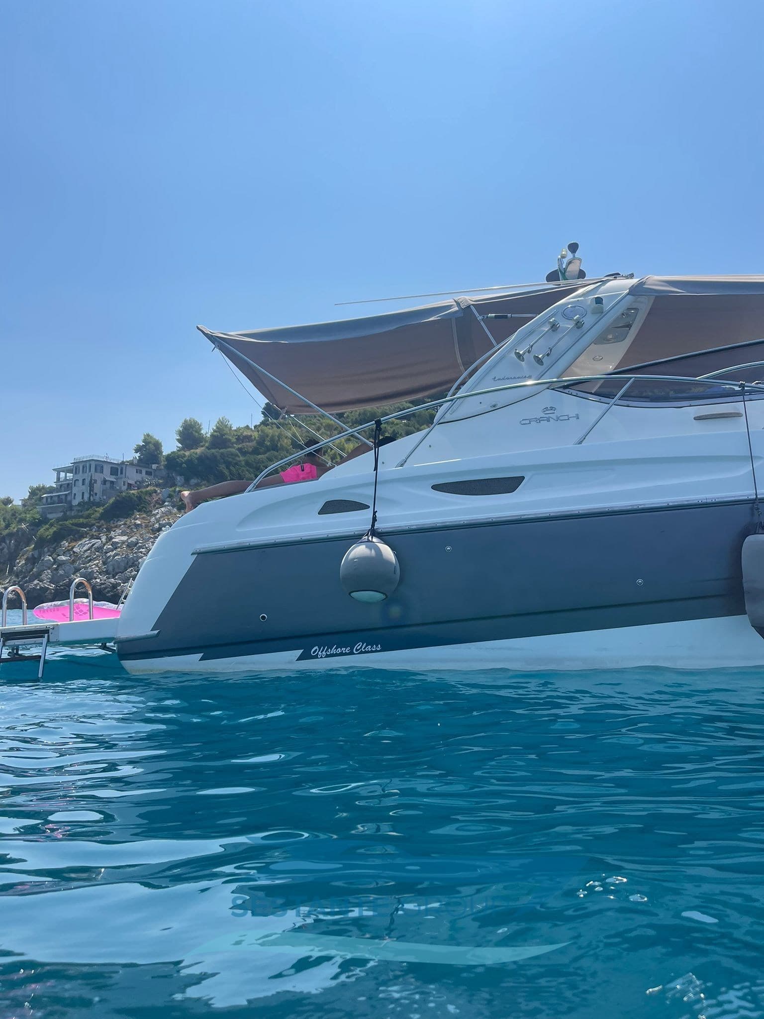 Cranchi Endurance 41 - Deck View Cranchi Endurance 41 - Deck View