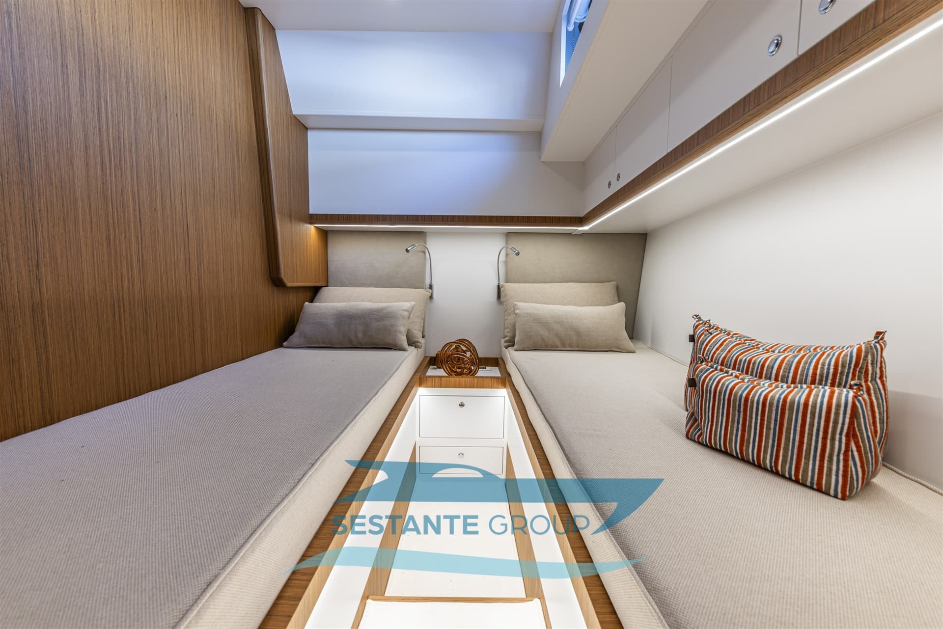 Ad Astra Yacht Ad Astra 60 usato - foto hero 20