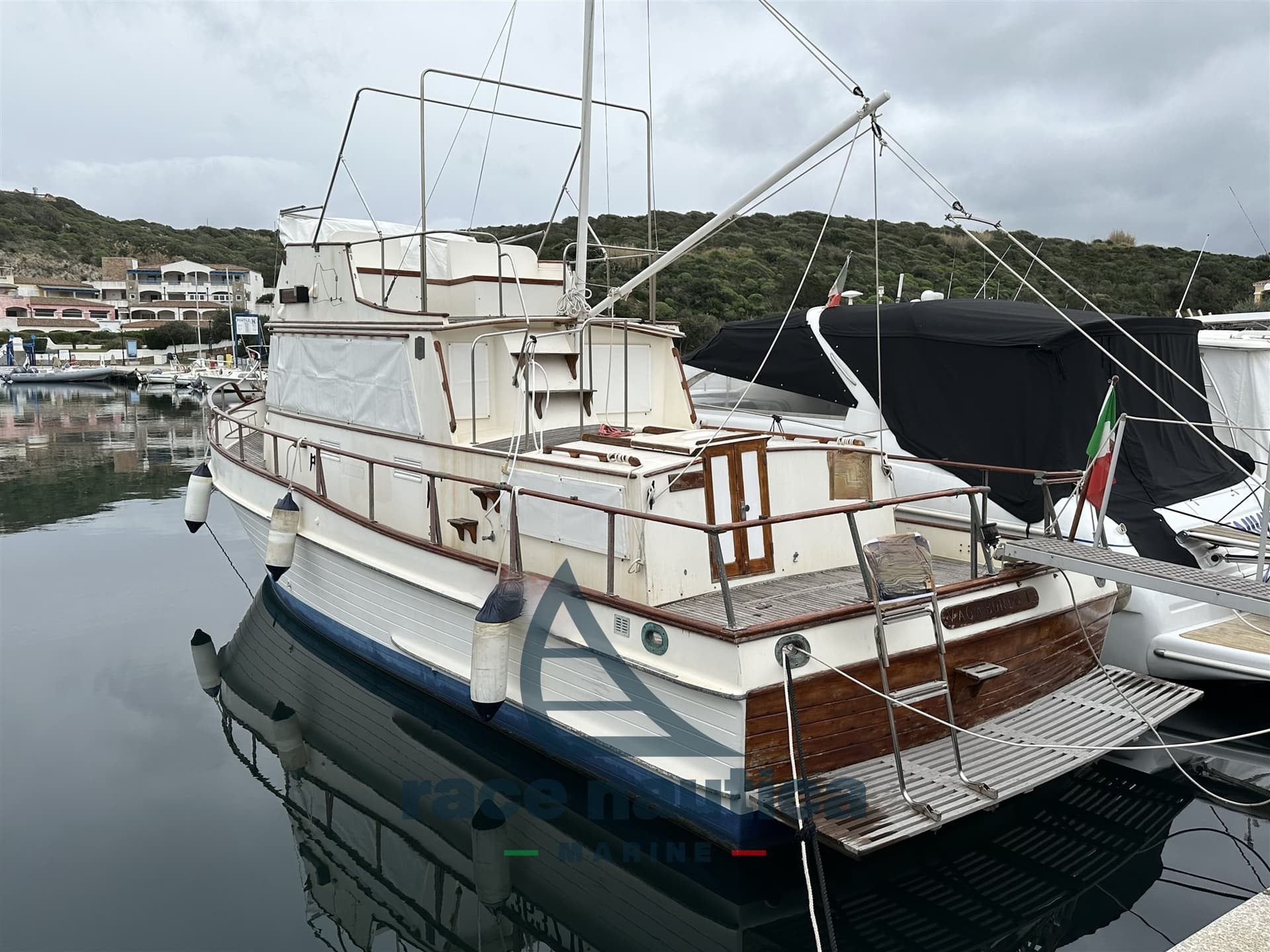 American Marine Grand Banks 36 used - detail 2