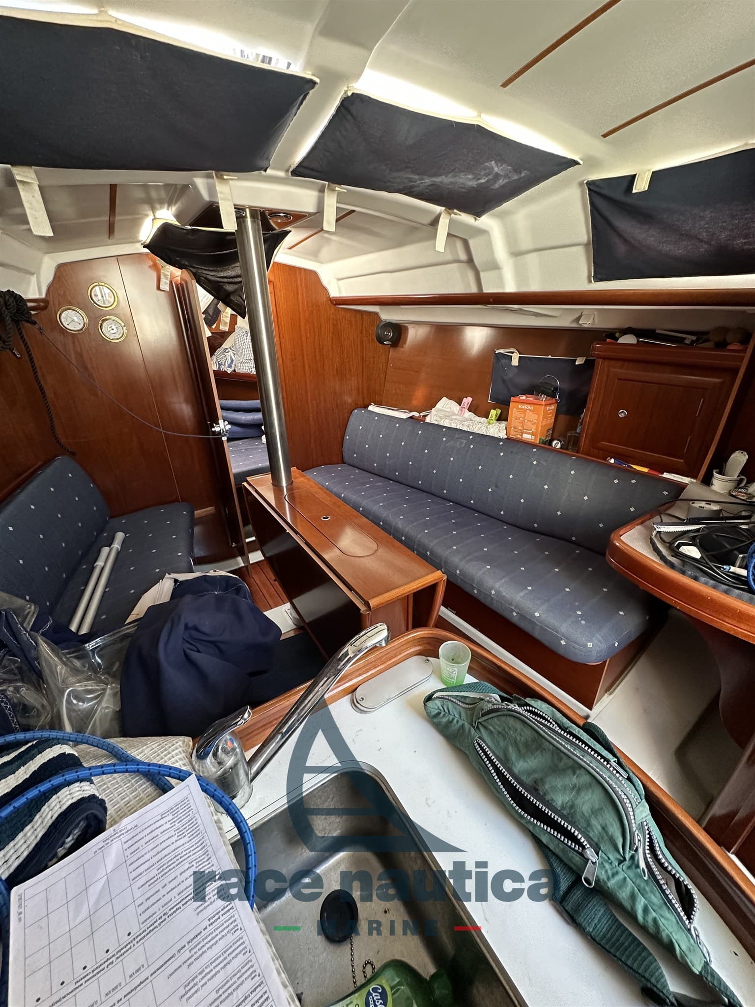 Beneteau OCEANIS 323 usato - foto hero 8