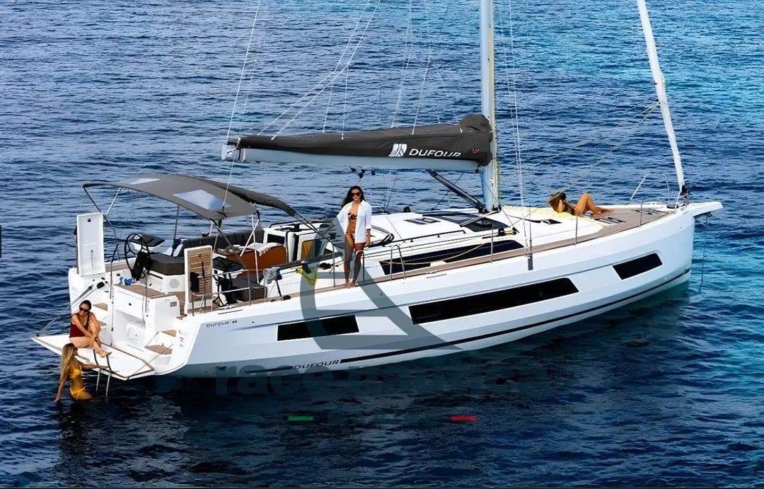 Dufour Yachts 44 - Detail View 1 Dufour Yachts 44 - Detail View 1