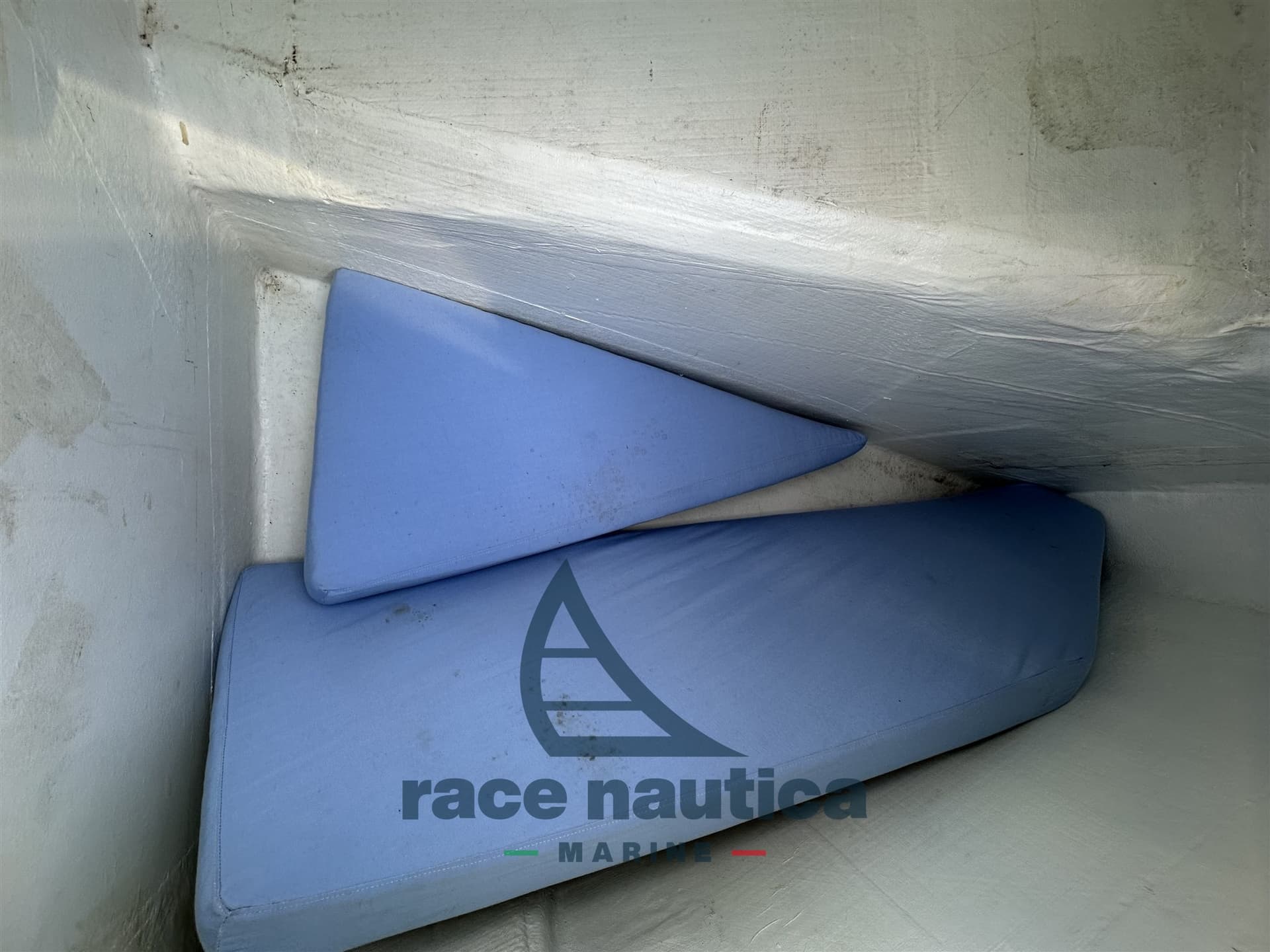 Catana Bali 4.1 usato - foto hero 22