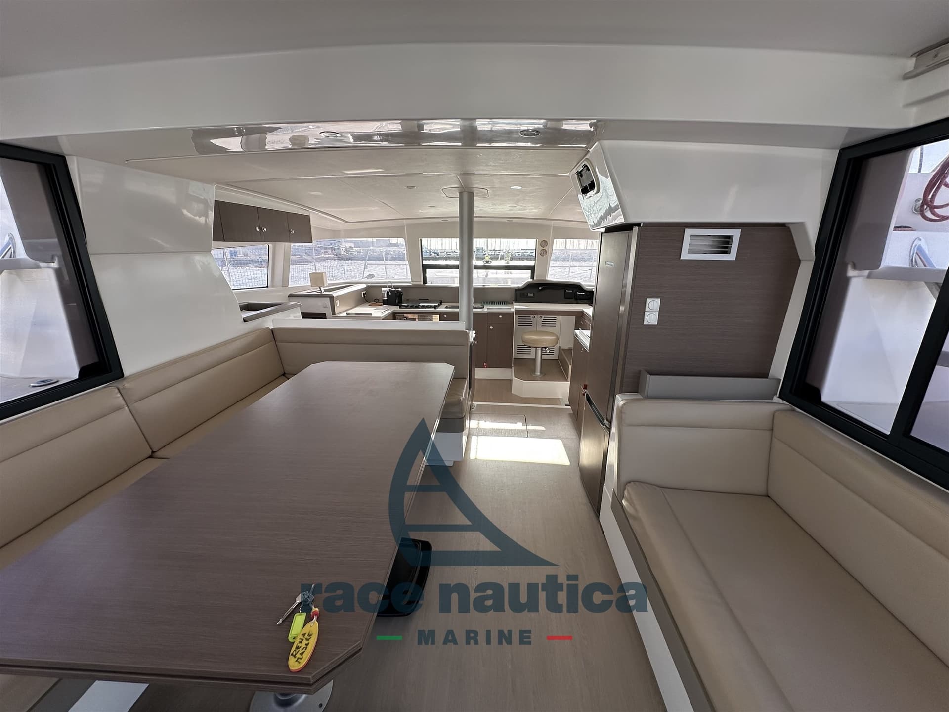 Catana Bali 4.1 usato - foto hero 14