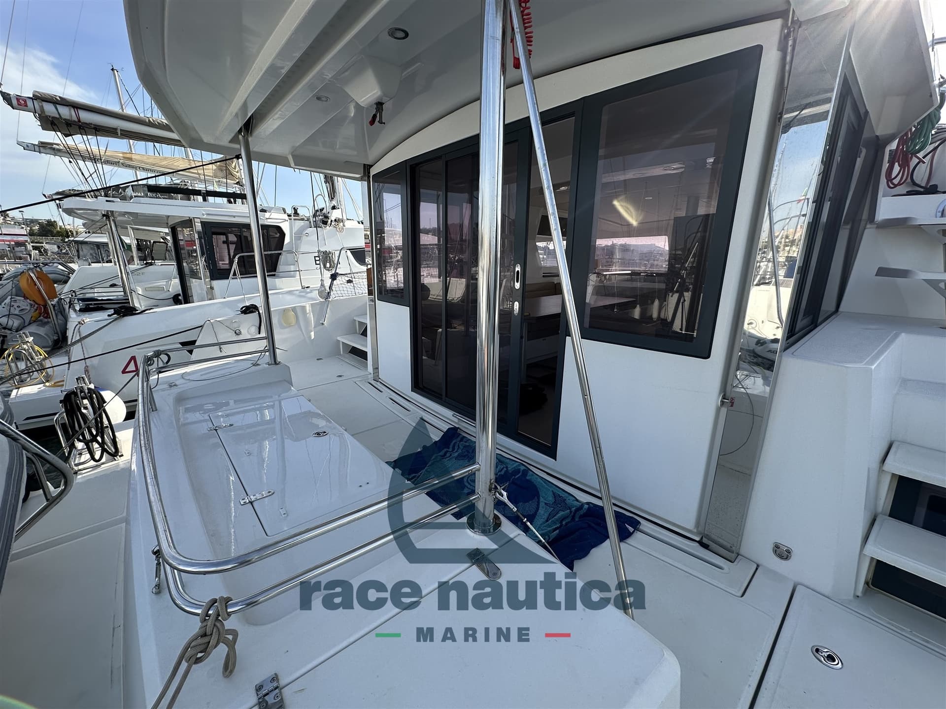 Catana Bali 4.1 - Interior View Catana Bali 4.1 - Interior View