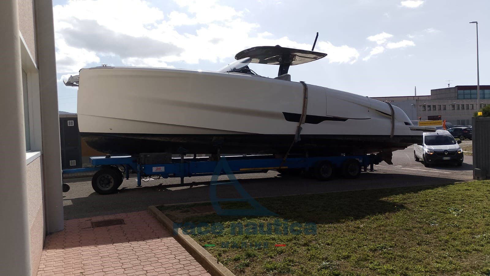 Solaris Power 44 Open - Main View Solaris Power 44 Open - Main View