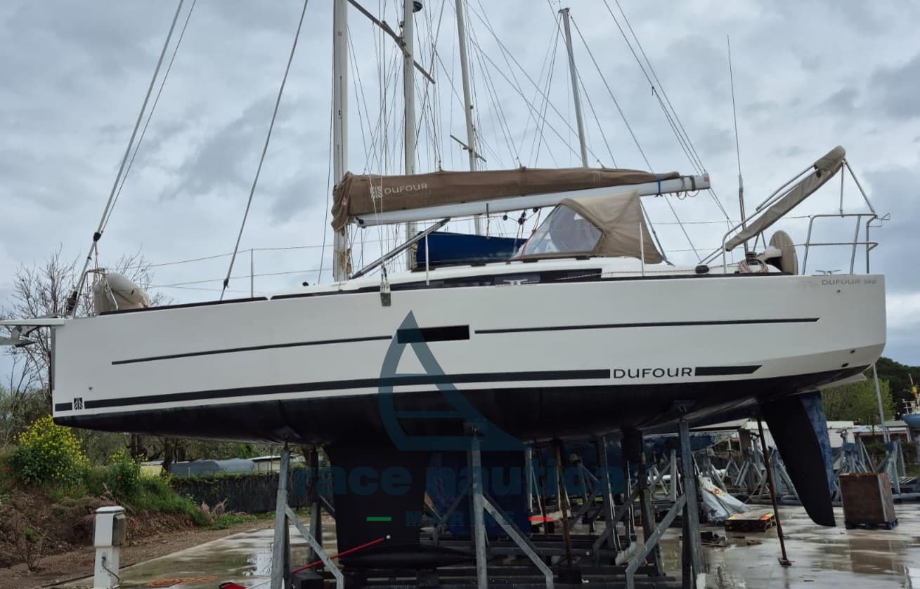 Dufour Yachts 360 Grand Large - Main View Dufour Yachts 360 Grand Large - Main View