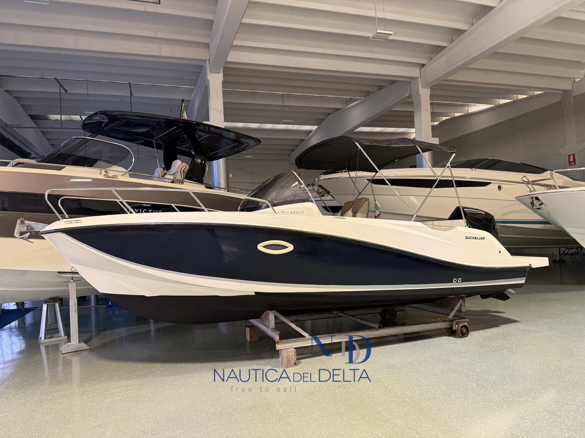Quicksilver Activ 675 Sundeck gebraucht - Detail 4