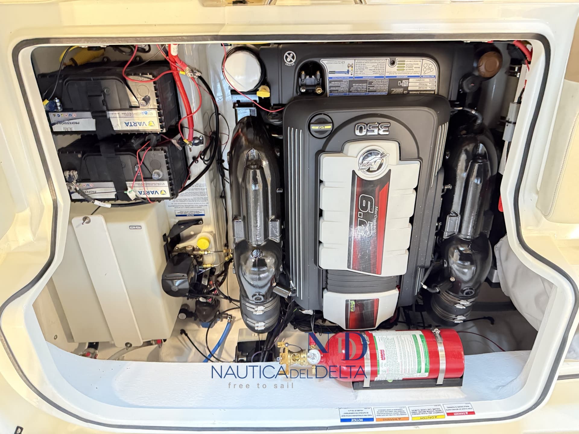 Bayliner 742R Cuddy cabin usato - foto hero 12