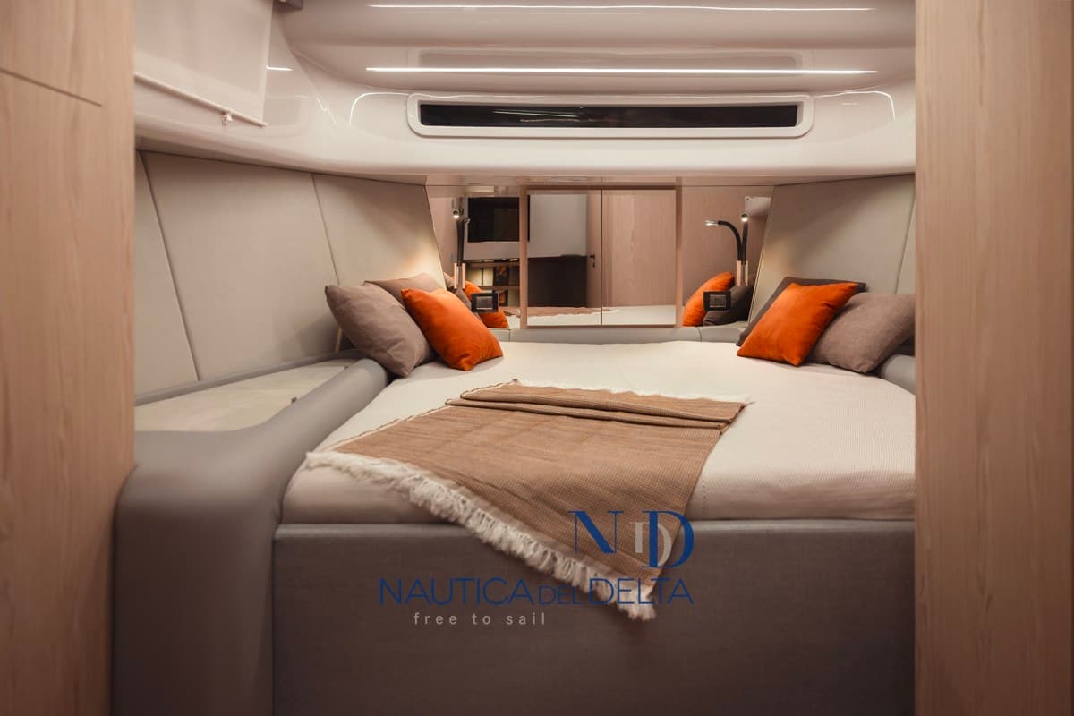 MARCOPOLO MP12 d'occasion - image hero 12