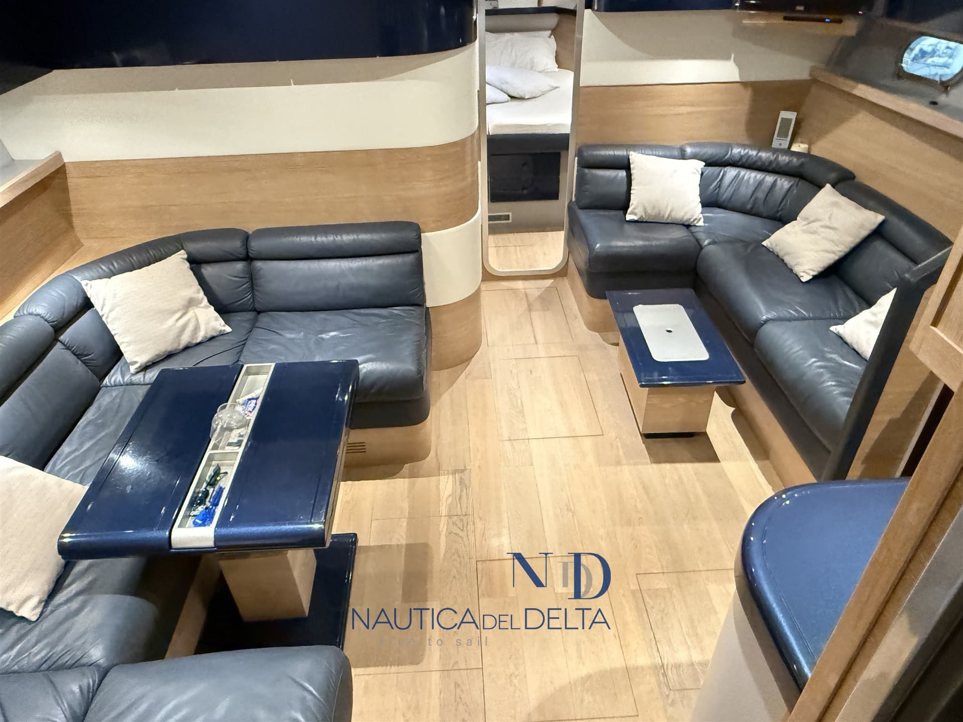 Ferretti Yachts Altura 47 Open used - detail 4