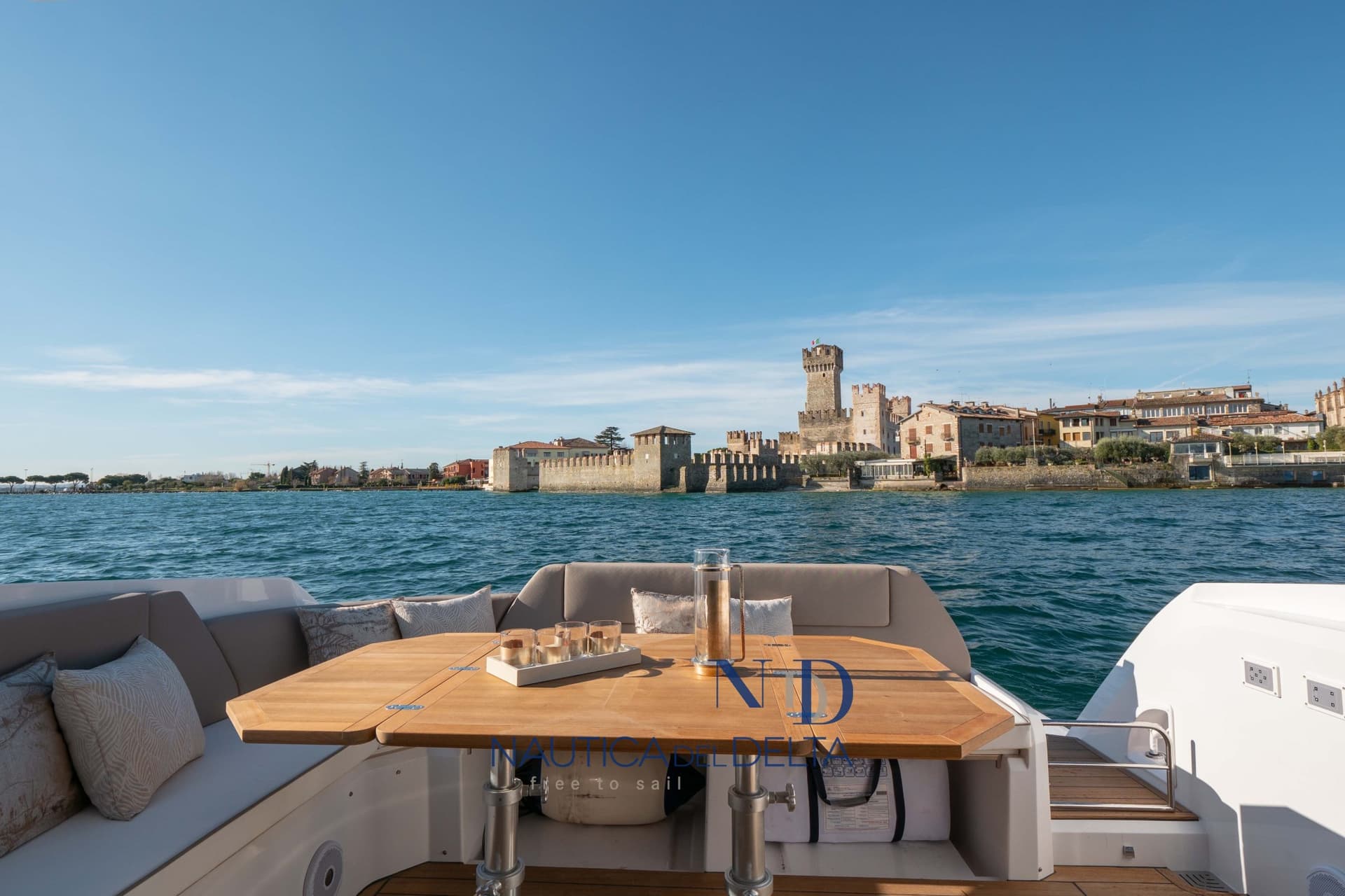 Sessa Marine C42 Hard Top usato - dettaglio 3