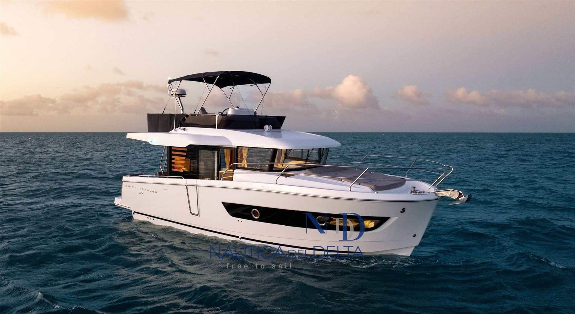 Beneteau Swift Trawler 37 Fly usato - foto hero 13