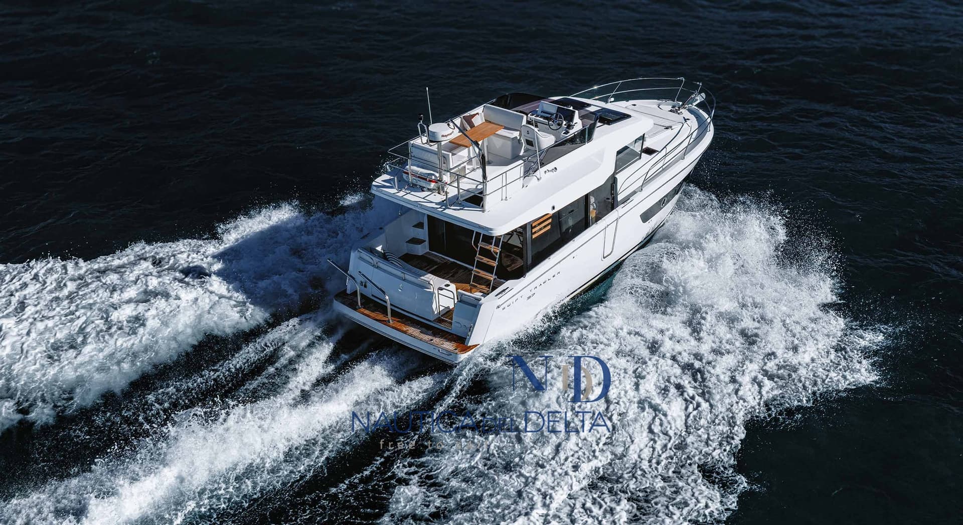 Beneteau Swift Trawler 37 Fly usato - foto hero 12