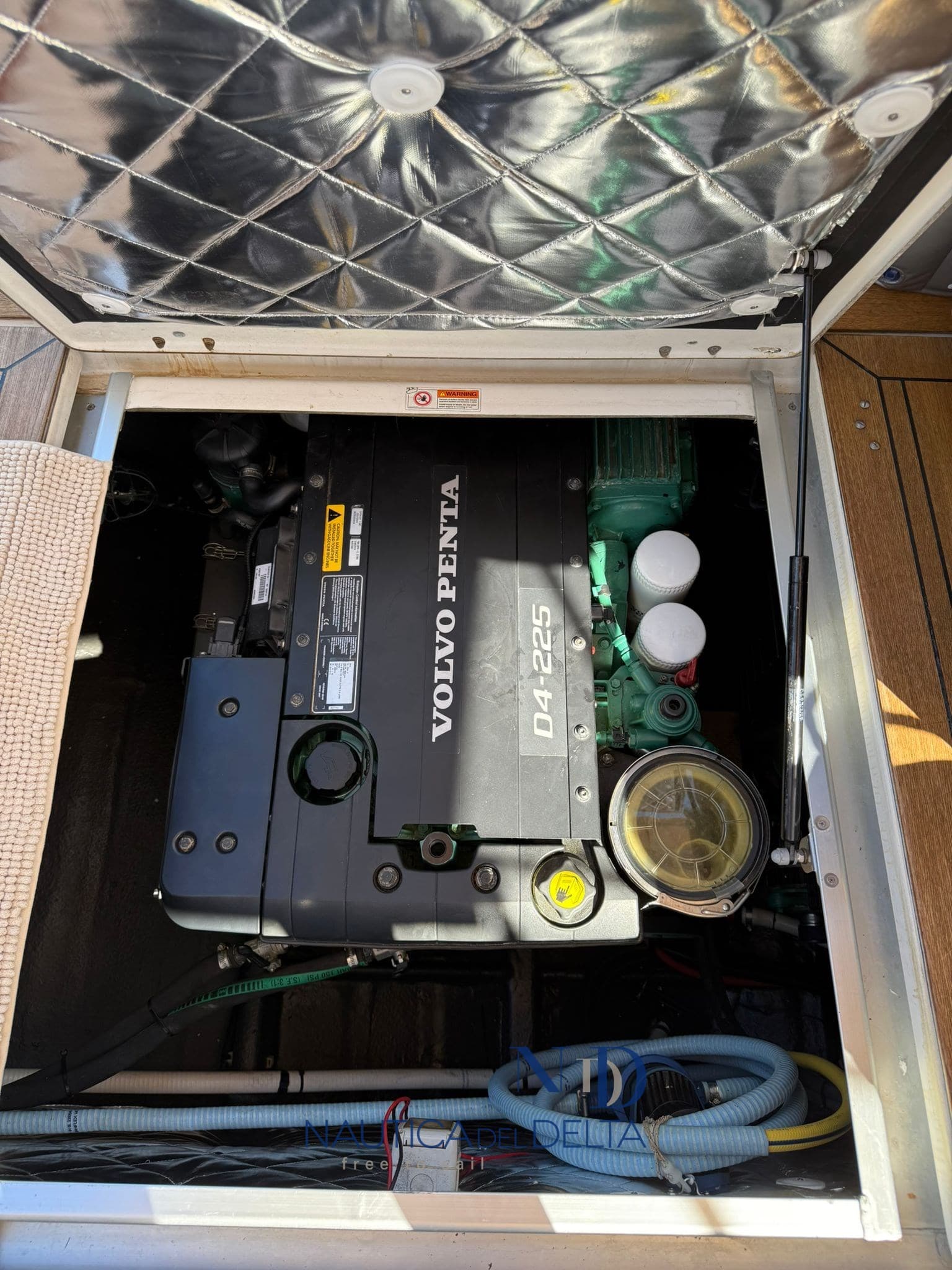 Cranchi Zaffiro 32 - Interior View Cranchi Zaffiro 32 - Interior View