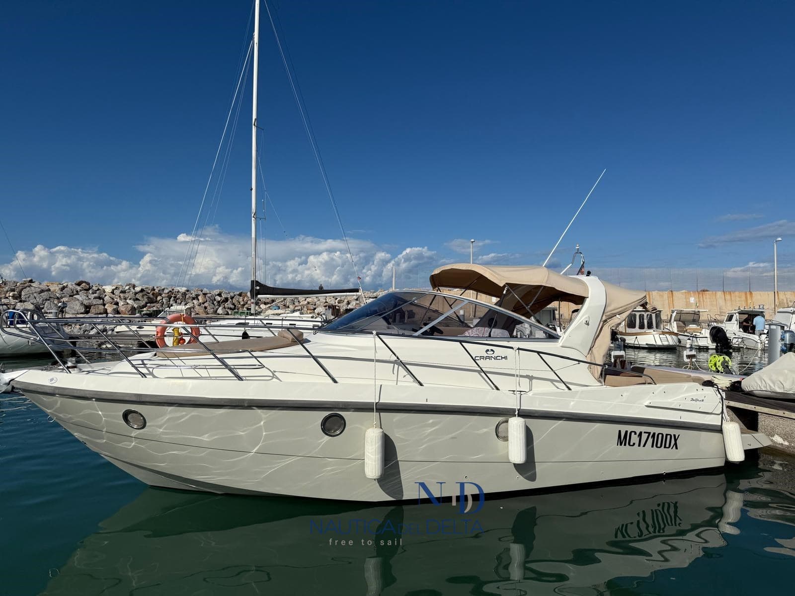 Cranchi Zaffiro 32 - Main View Cranchi Zaffiro 32 - Main View