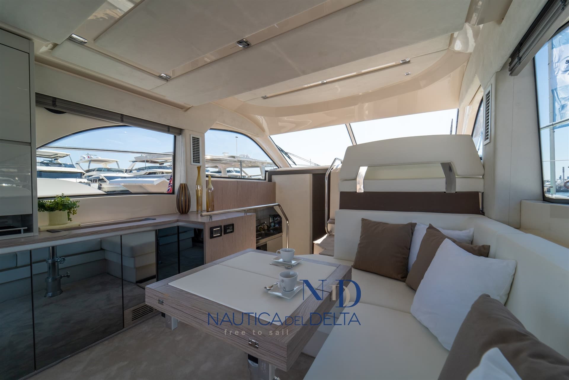 Sessa Marine F42 usato - dettaglio 4