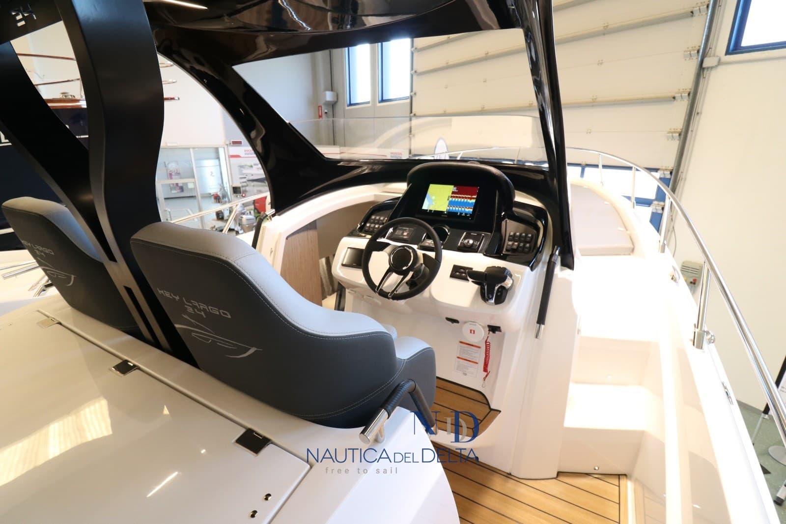 Sessa Marine Key Largo 34 - Interior View Sessa Marine Key Largo 34 - Interior View