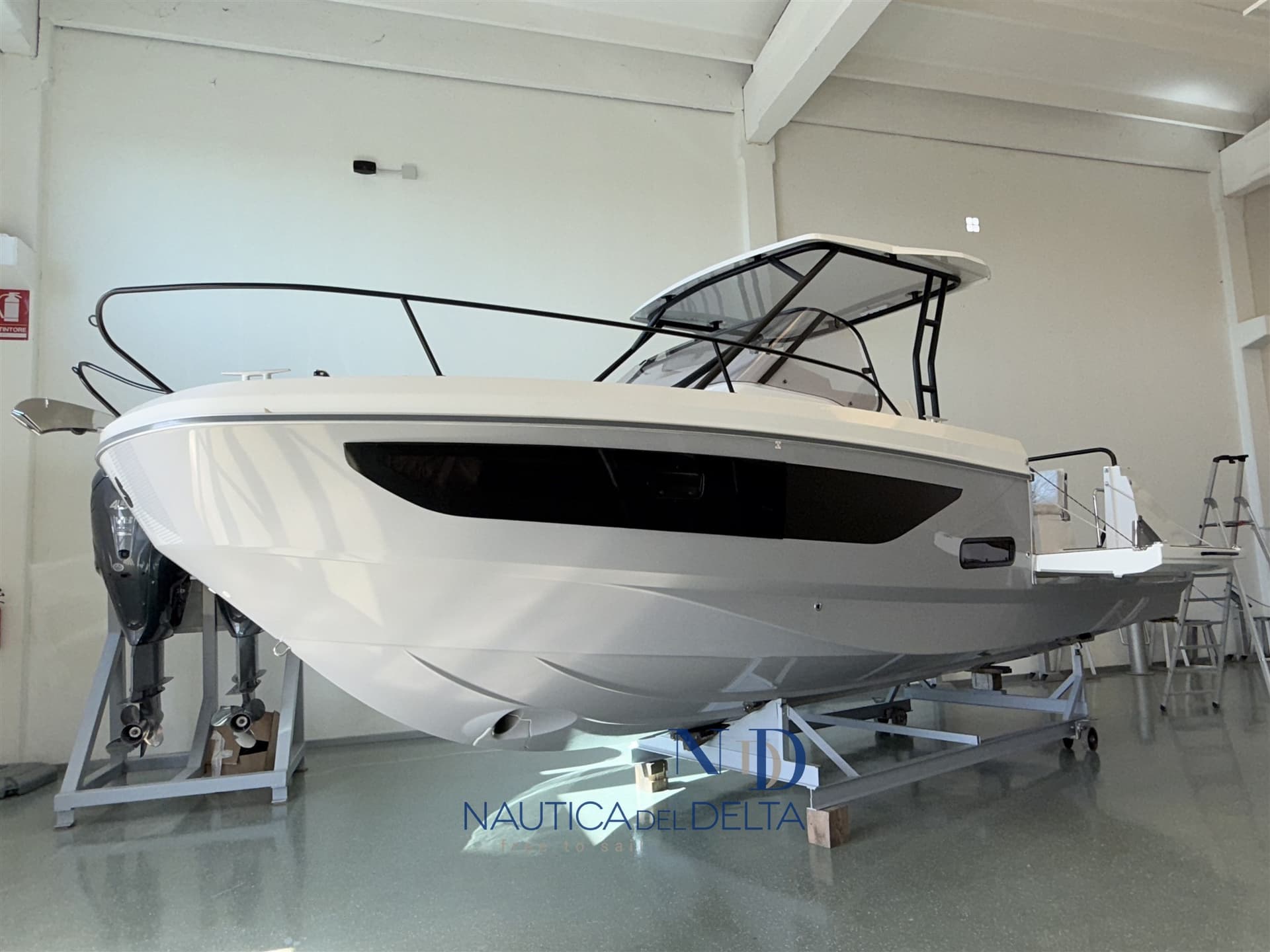 Beneteau Flyer 9 Sundeck Ttop gebraucht - Detail 1