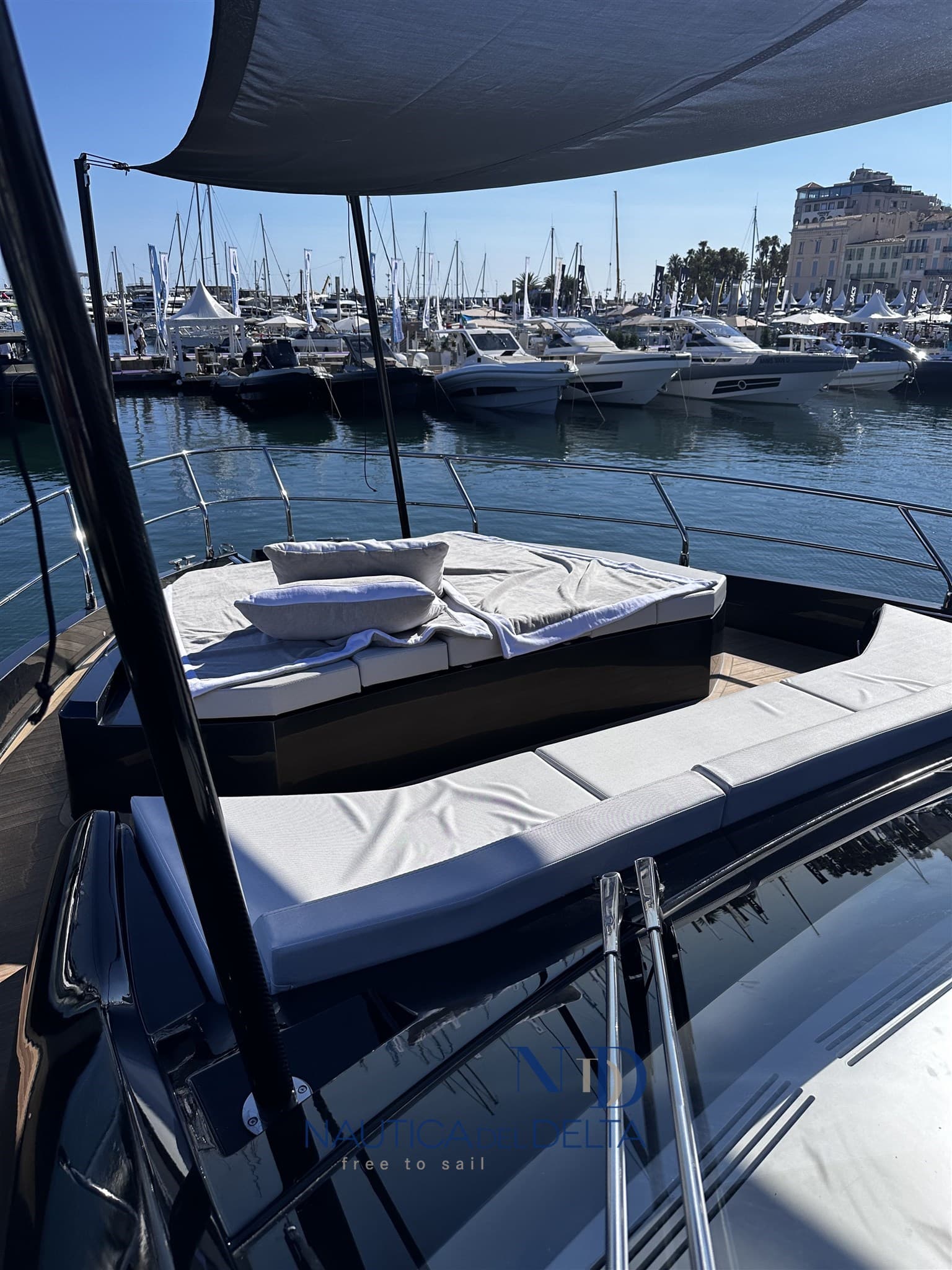 Sessa Marine F60 used - detail 3