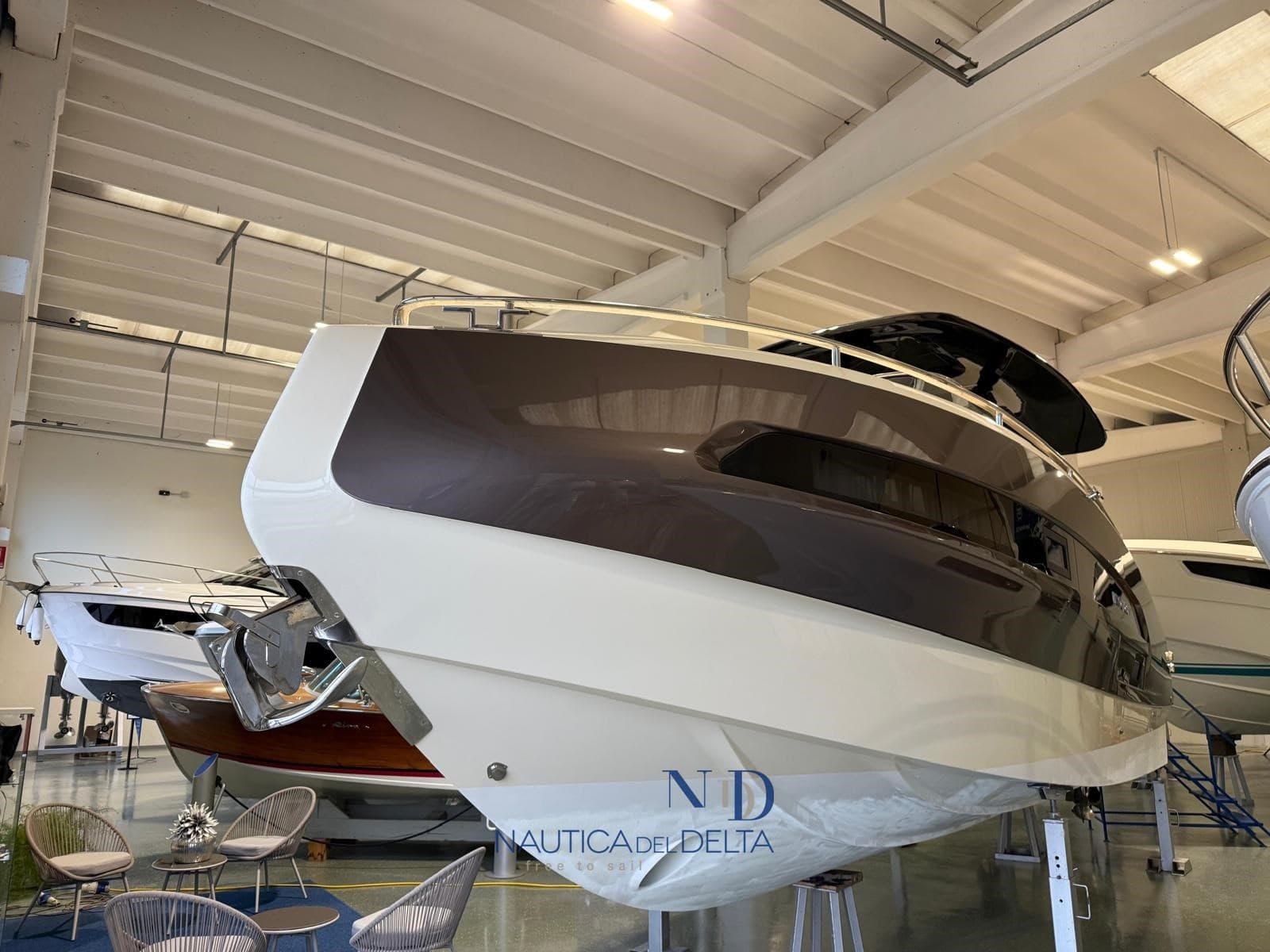 Invictus Gt320 usato - dettaglio 2