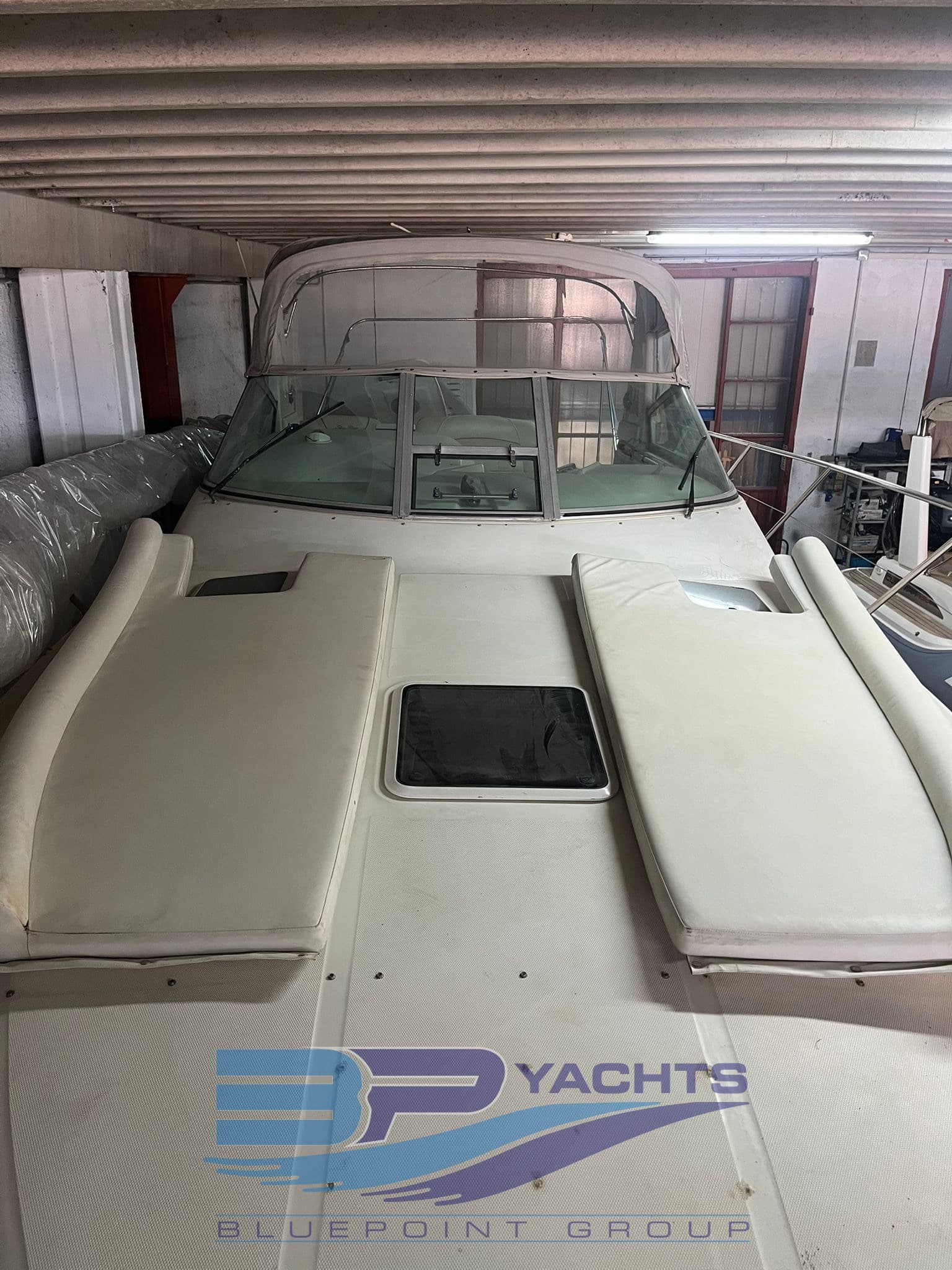 Sea Ray 310 SUNDANCER usato - foto hero 3