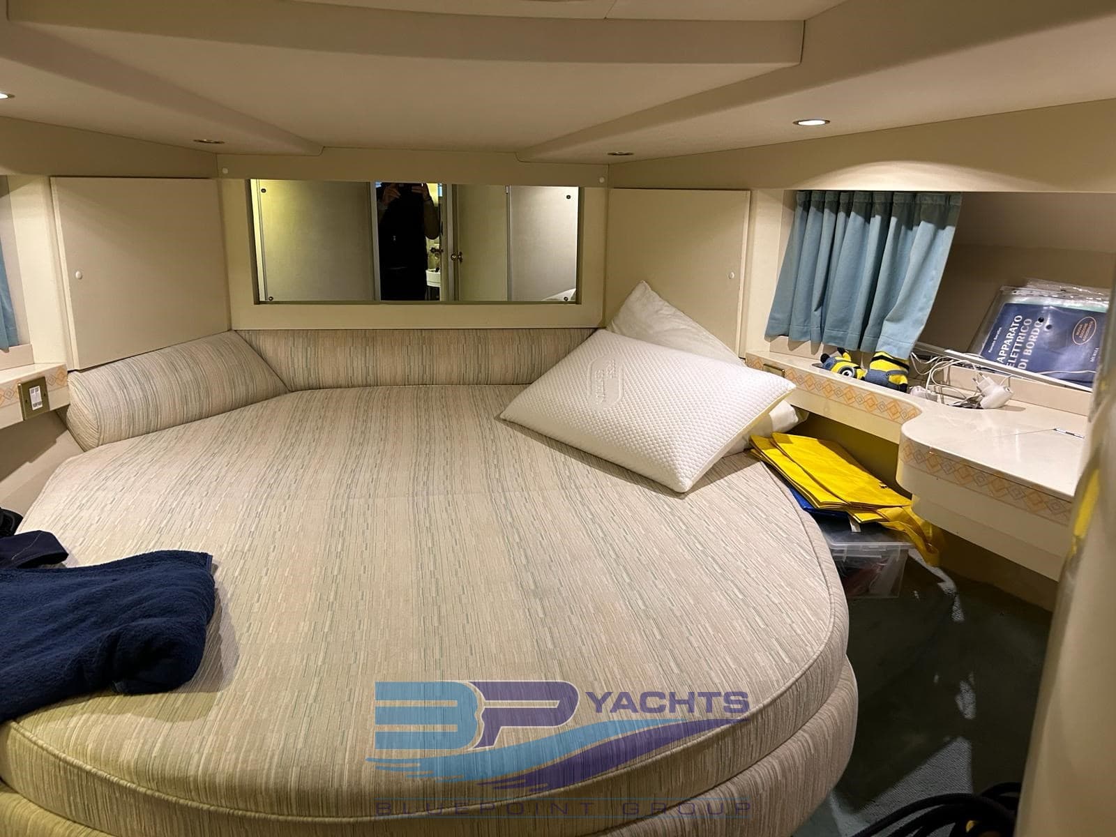 Princess Yachts Riviera 46 usato - foto hero 15