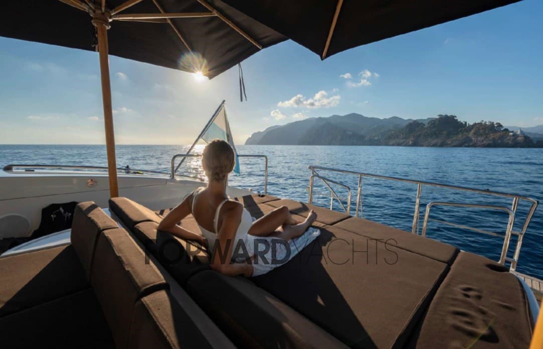 Overmarine Mangusta 92 - Interior View Overmarine Mangusta 92 - Interior View