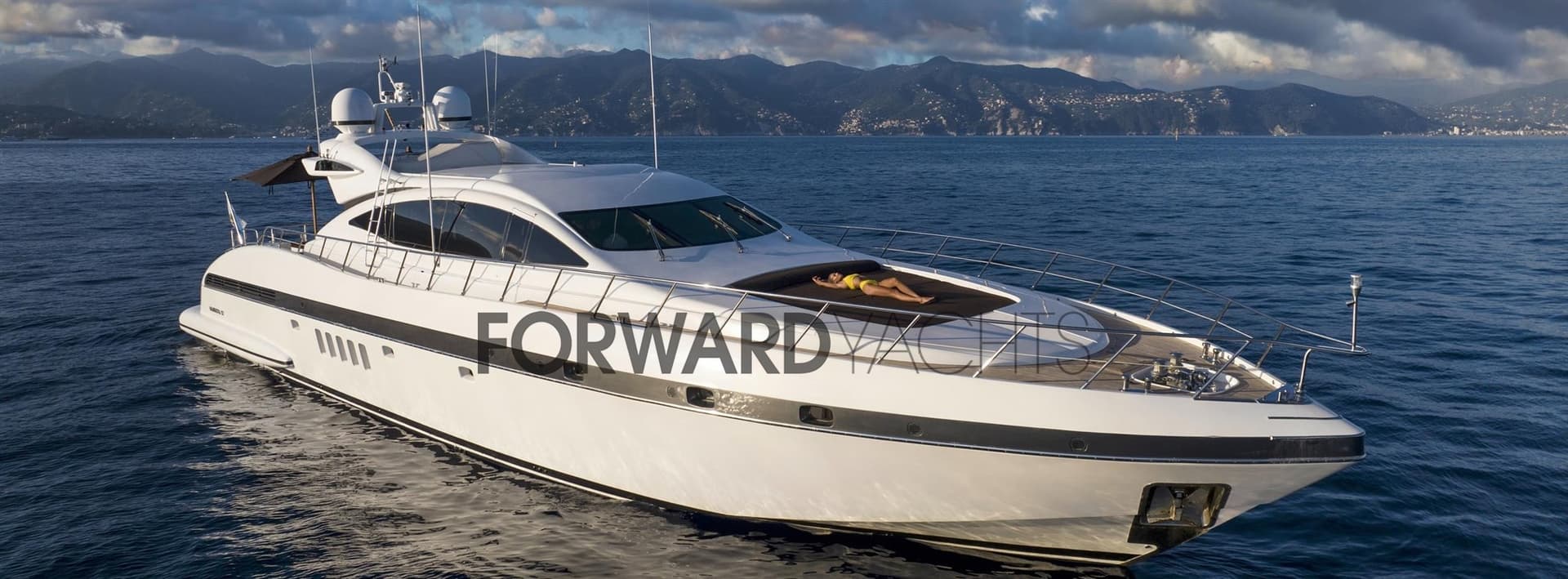 Overmarine Mangusta 92 - Detail View 1 Overmarine Mangusta 92 - Detail View 1