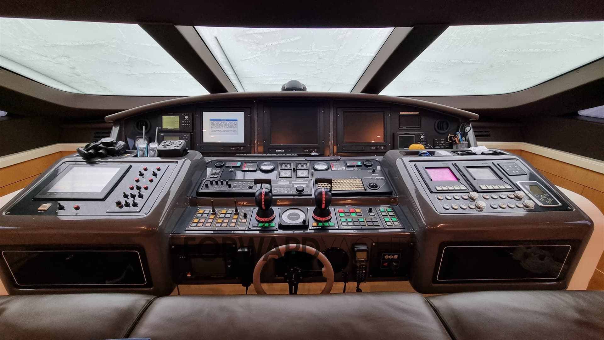 Overmarine Mangusta 92 d'occasion - image hero 6