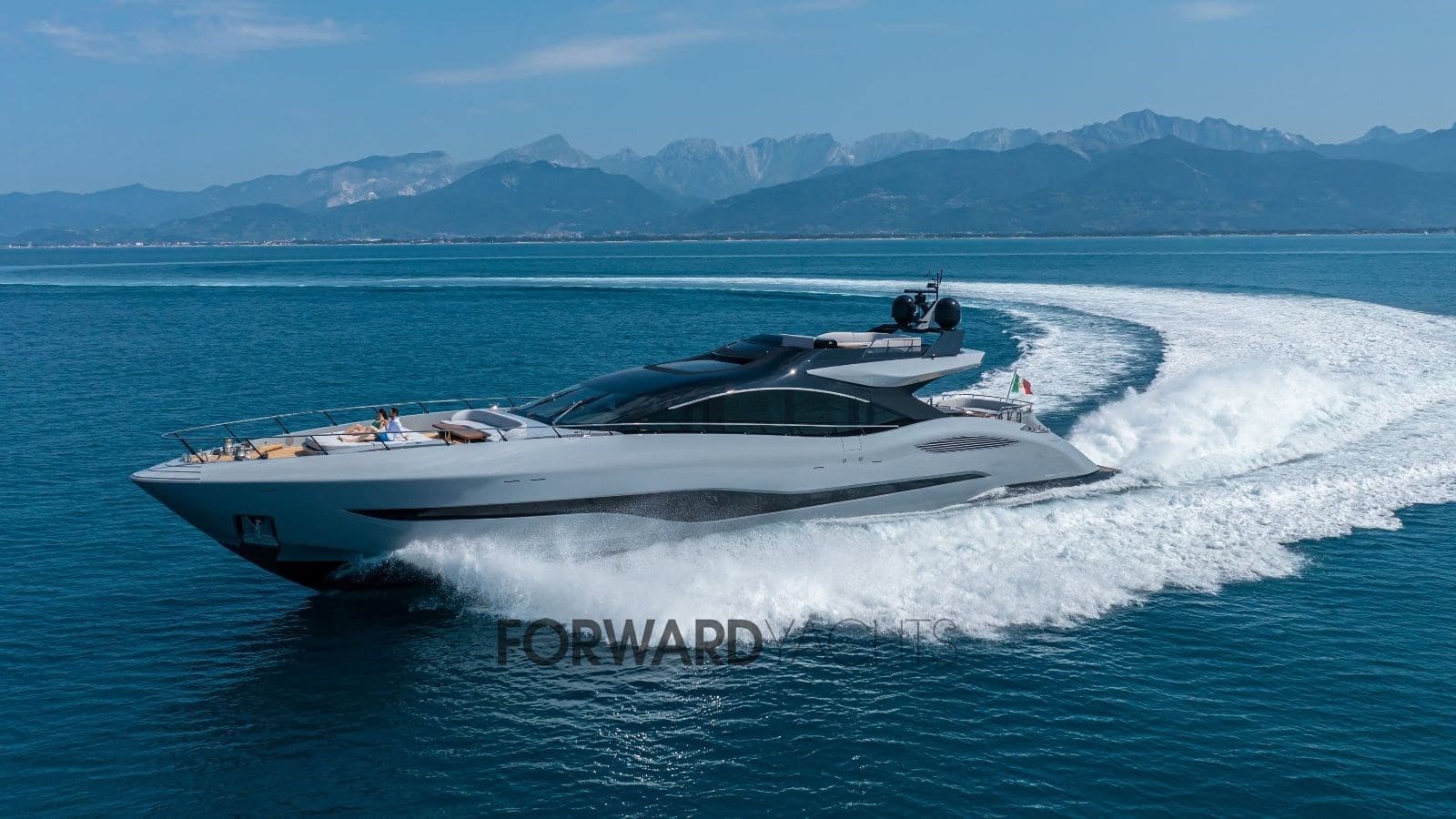 Overmarine Mangusta 104 Rev gebraucht - Detail 2