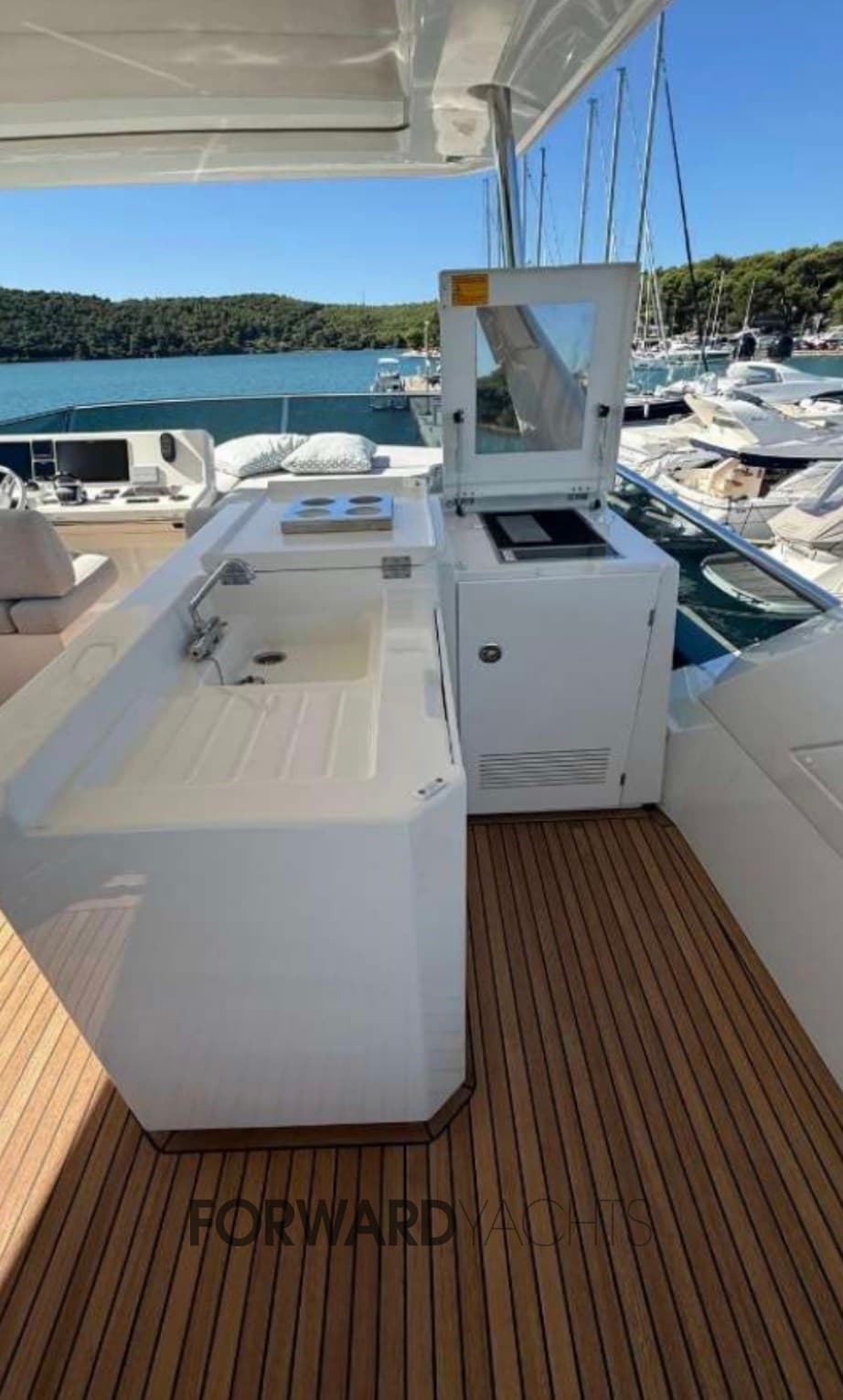 Prestige 680 - Detail View 1 Prestige 680 - Detail View 1