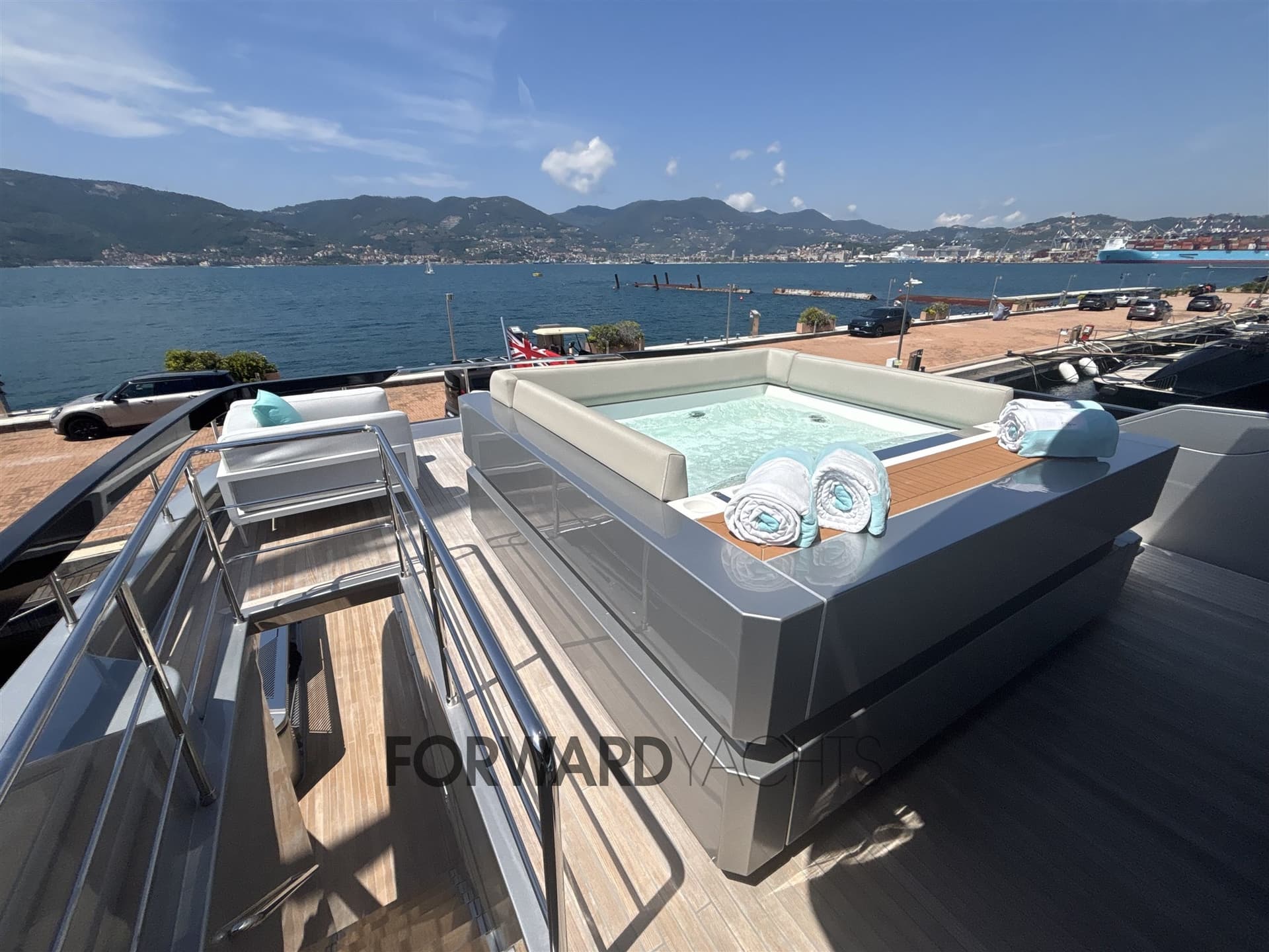 Riva Argo 90 used - hero image 7