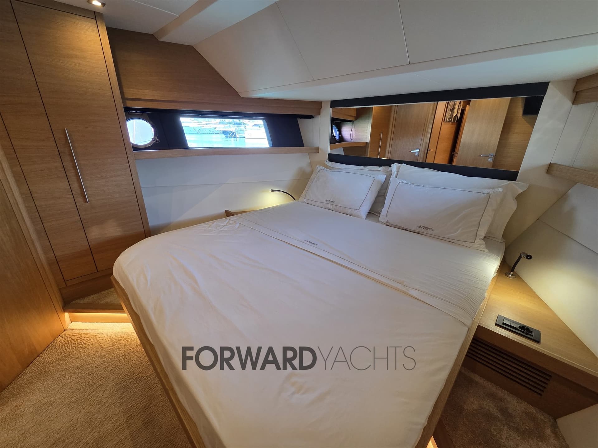 Sundeck Yachts Sundeck 550 usato - foto hero 15