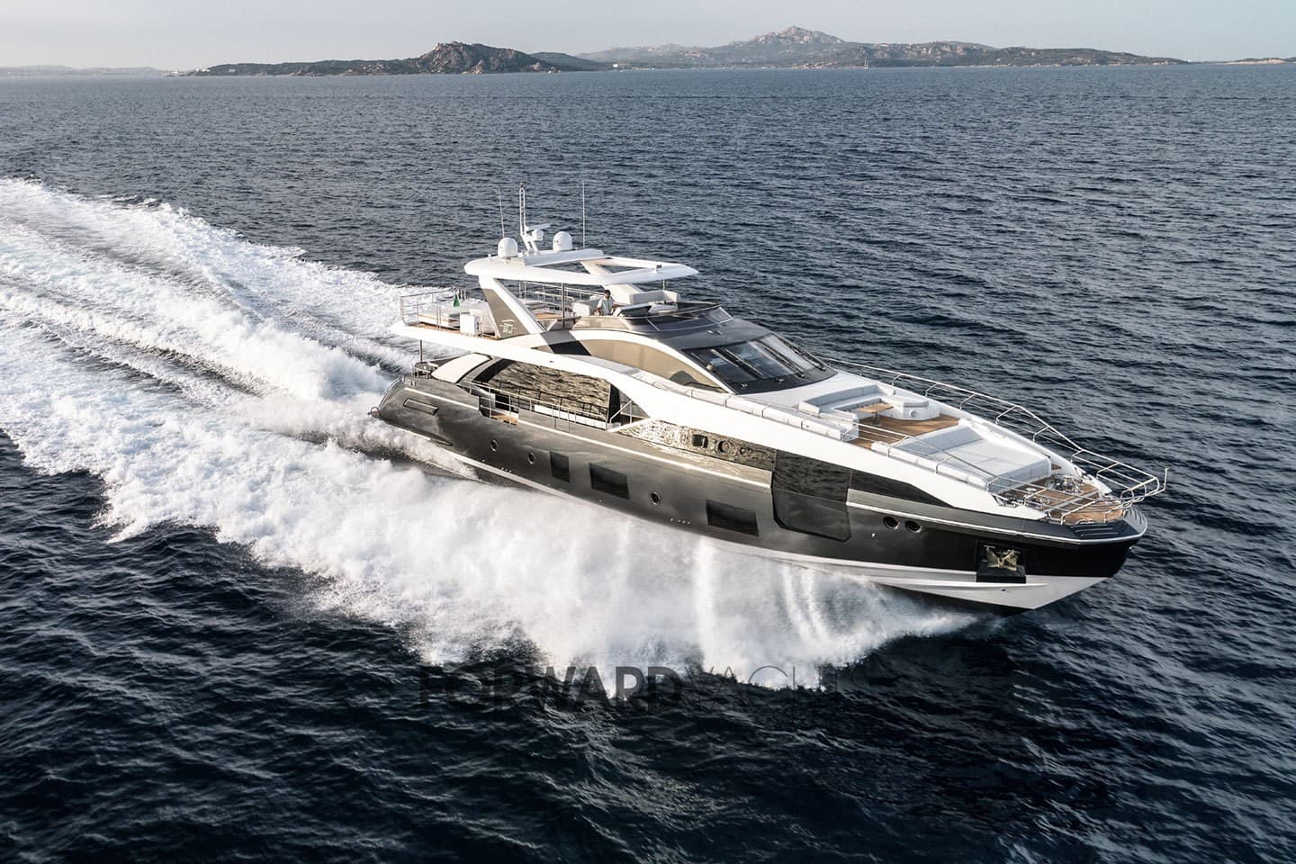 Azimut 27 Grande - Charter - Main View Azimut 27 Grande - Charter - Main View