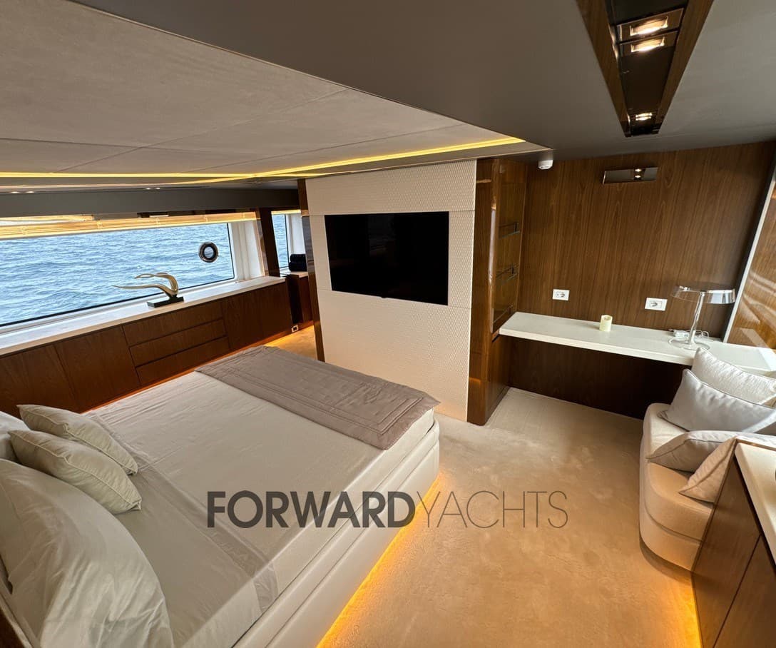 Amer Yachts Amer F100 usato - foto hero 15