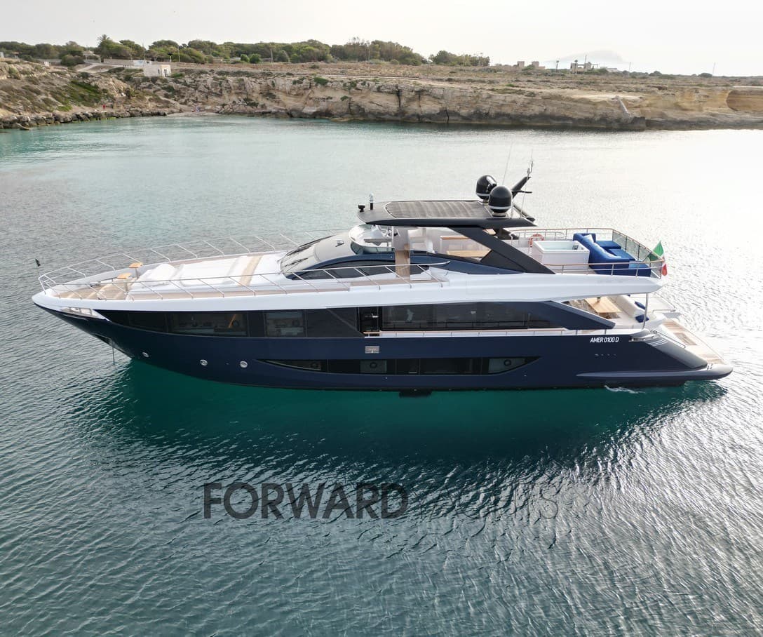 Amer Yachts Amer F100 - Interior View Amer Yachts Amer F100 - Interior View