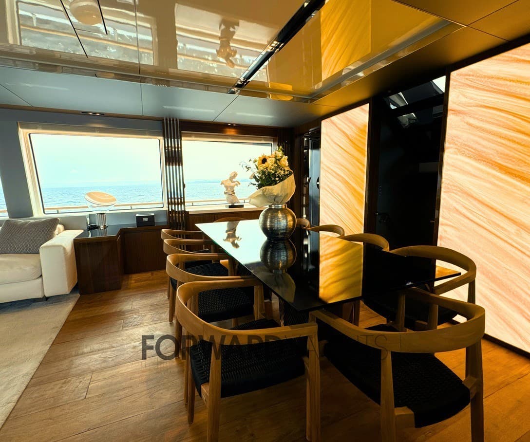 Amer Yachts Amer F100 usato - foto hero 13
